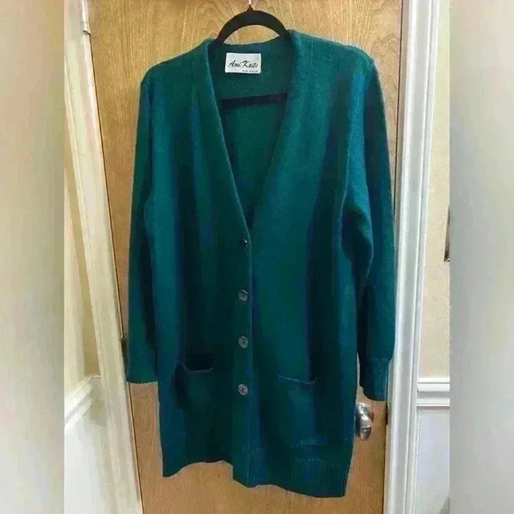Vintage Ami Knits Dark Green Button Cardigan With Front Pockets - Picture 2 of 6